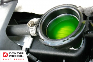 harga coolant mobil