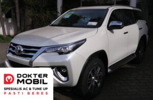 6 Tips Service Perawatan Mobil Fortuner