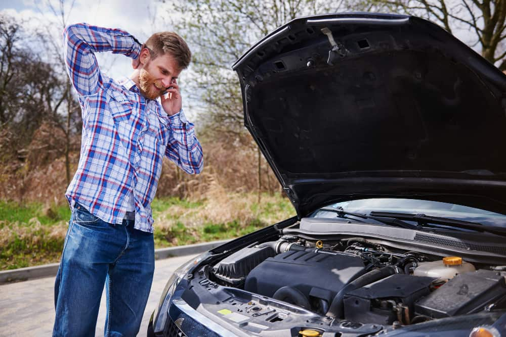 bau gosong pada mobil bekas manual