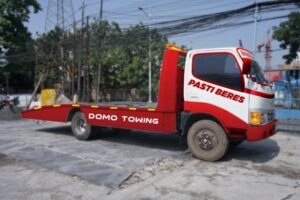 Dokter Mobil Buka Layanan Towing Mobil dengan DOMO Towing