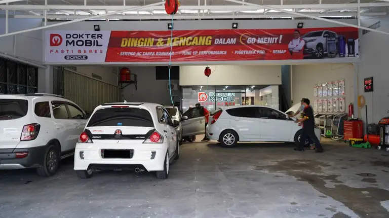 Bengkel Service Mobil Honda Surabaya yang Terdekat & Kualitas Jempolan