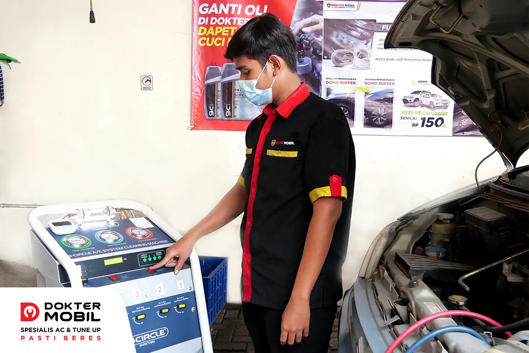 Flush AC Mobil Sambikerep: Jasa Membersihkan Sistem Pendinginan Mobil Terbaik