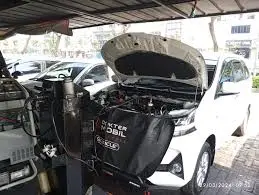 Masalah AC Mobil Isuzu. Temukan Solusinya di Bengkel AC Mobil Surabaya Barat!