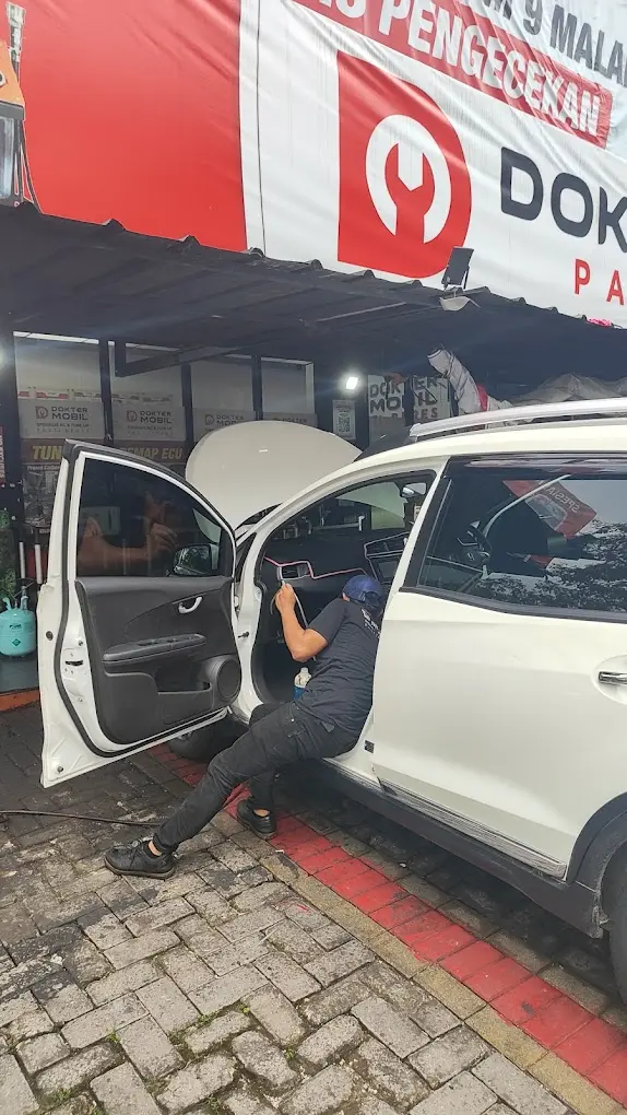 Tambah Freon AC Mobil Serpong: Solusi Tepat untuk Mengatasi Masalah AC Mobil Tidak Dingin